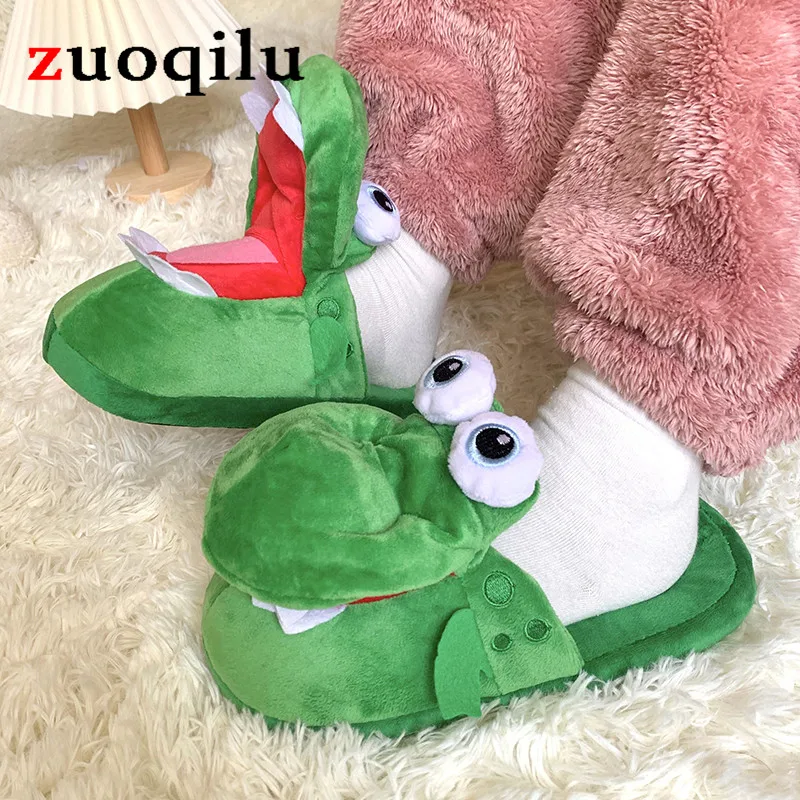 

Мультяшные крокодиловые тапочки для женщин и мужчин, зимняя обувь для пола, милые пушистые тапочки, мюли для девочек, Забавные милые подароч...