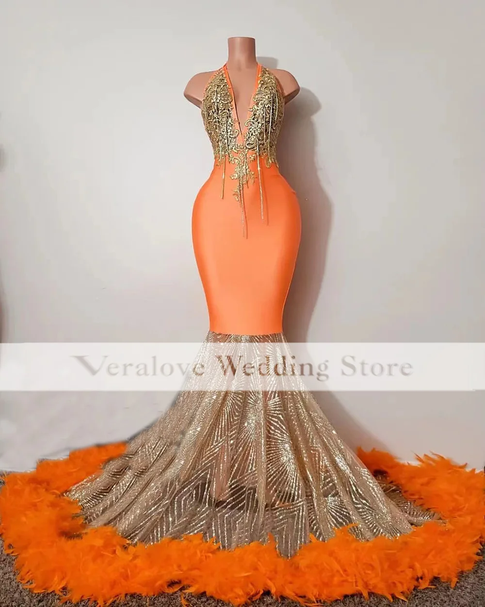 Сексуальное платье с лямкой на шее и юбкой-годе для выпускного вечера черных