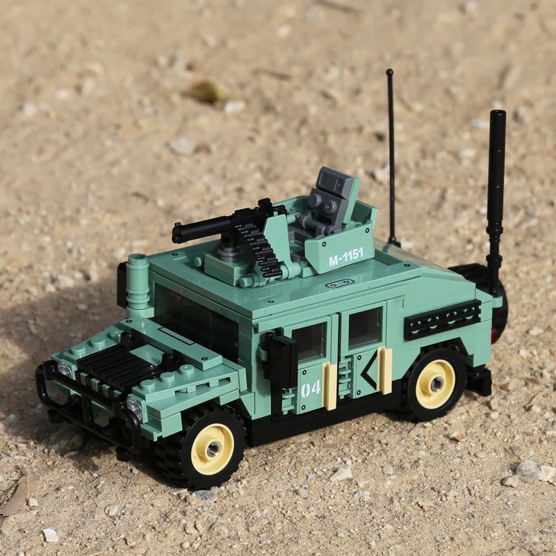 

American Hummer M1151 Military High-Tech Bricks Toys Weapon Army Theme Armed Jeep Armored Vehicle Building Blocks Model