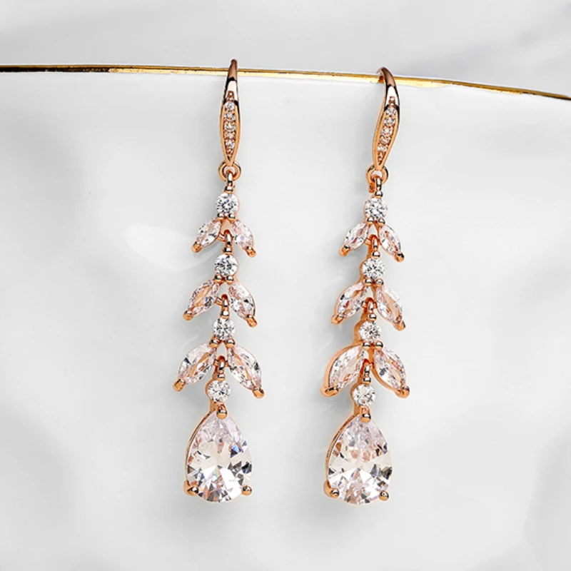 

Fashion Silver Color Leaves Earrings for Women Exquisite Zirconia Dangle Drop Earring Elegant Korean Crystal Wedding Jewelry
