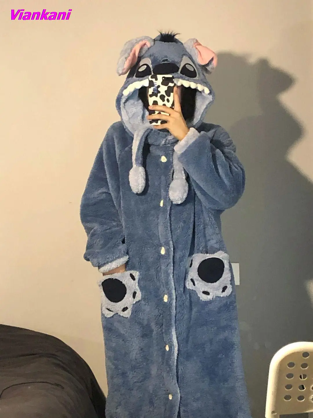 Cute Home Clothes Women Men Pajamas Plush Soft Nightgown Robes Y2k Thick Pajamas Fashion Long Coat Cartoon Flannel Bathrobe