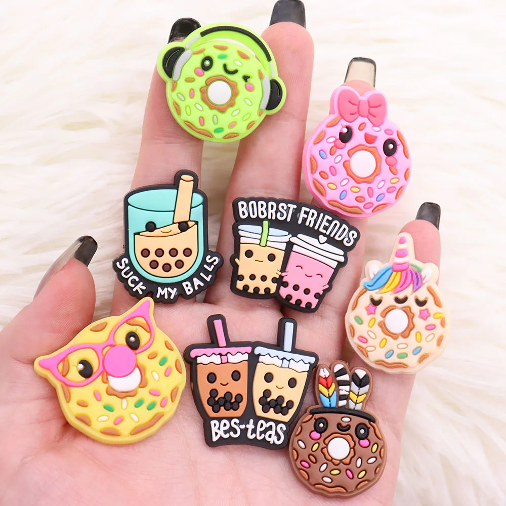 

Mixed Style 50Pcs Donut PVC Bubble Tea Shoes Accessories Bottle Drink Shoe Decorations Buckle Clog Fit Croc Jibz Charms Kid Gift