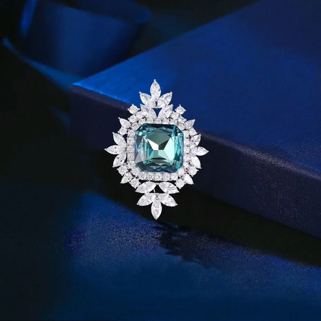 Роскошный элитный дизайн чувственная нежная брошь с кристаллами циркония