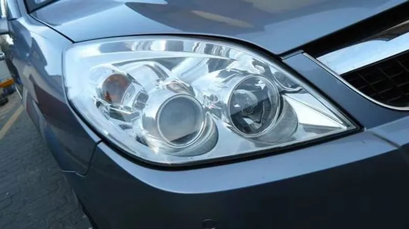 

Для Opel Vectra C Facelift 2005 2006 2007 2008 отличный ультра яркий комплект CCFL с ангельскими глазами Halo Rings