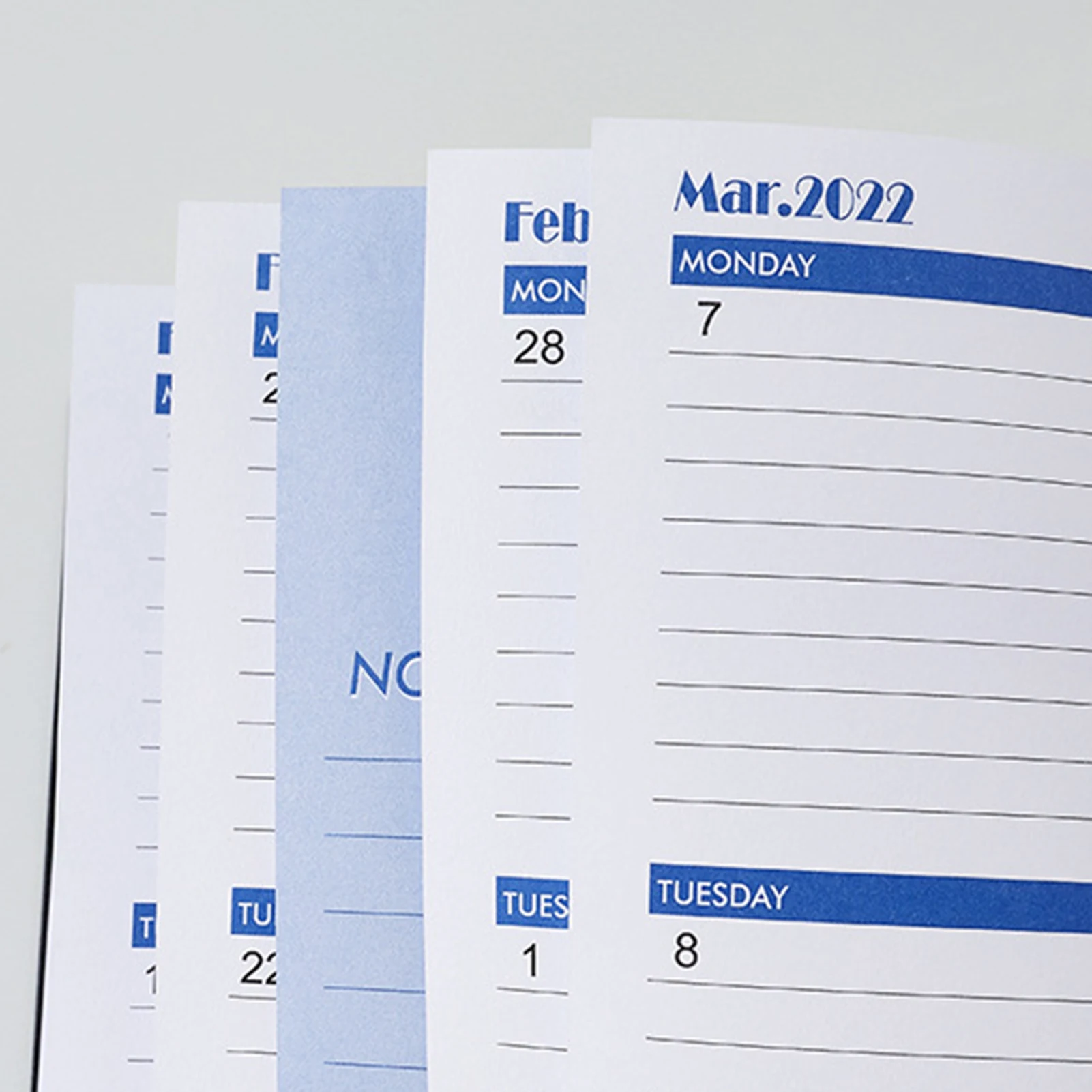 календарь 2021-2022. семья с дошкольником выплаты. мат капитал за первого ребенка в 2022 году сумма. настольный календарь декабрь 2022. прошлогодний календарь.