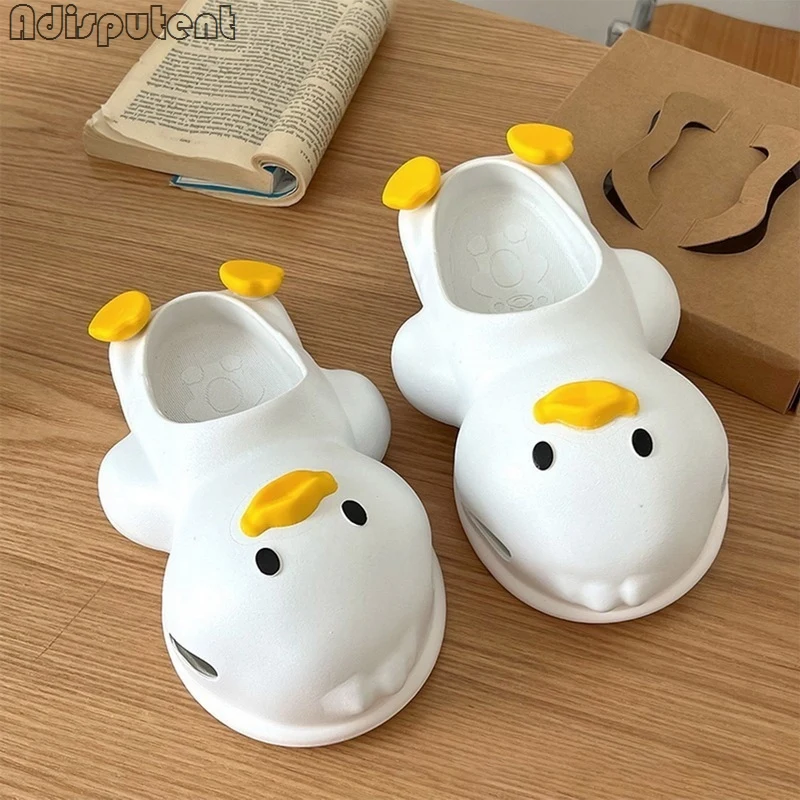 

New Summer Outside Wear Cartoon Duck PVC Sandals And Slippers Home Comfort Shoes Foot Beach Shoes Slippers 2022 Korean Version