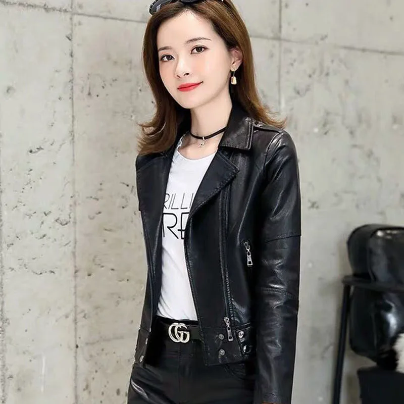 Women's Short Small Jackets Coat 2023 Spring Fashion PU Leather Faux Fur Zipper Splicing Black Ladies Skinny Locomotive Coats