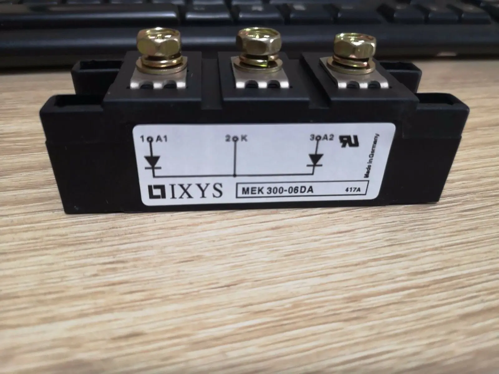 1 шт. Новый IXYS MEK300-06DA MEK30006DA Модуль Бесплатная доставка # ast
