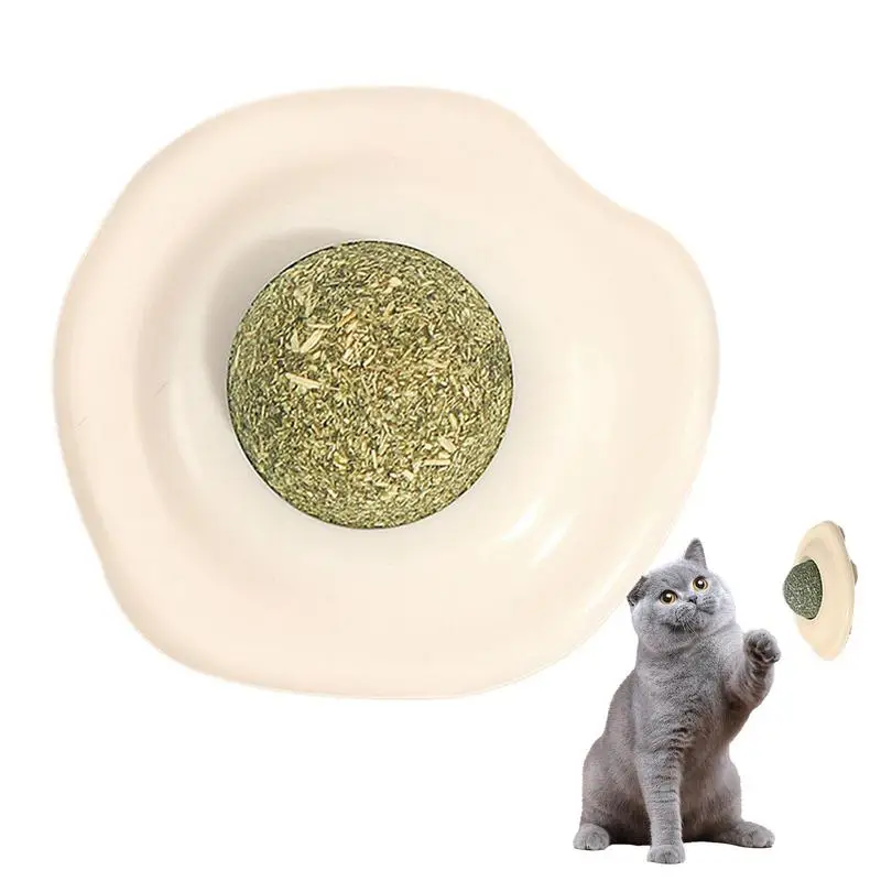 

Cat Catnip Ball Fried Egg Shape Cat Mint Ball Wall Stick-on Licking Toy Kitten Edible Licking Snack Catnip Roller Ball Wall Toys