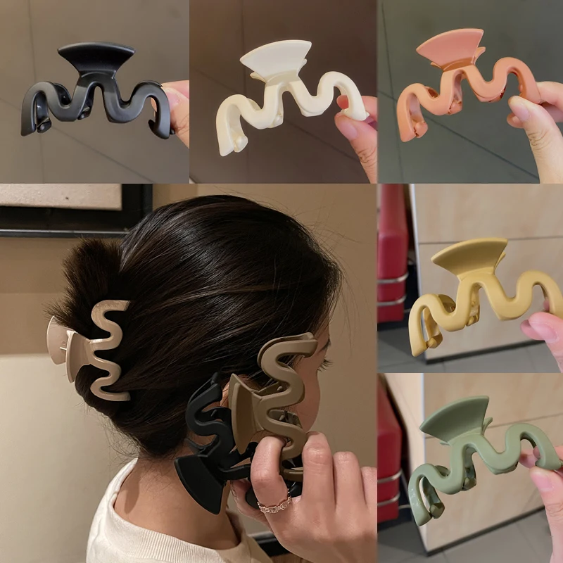

Korean Hair Claw For Women 2022 Girls Hair Clip Geometric Bath Hairgrips Back Of Head Hair Ornament Fashion Hair Accessories New
