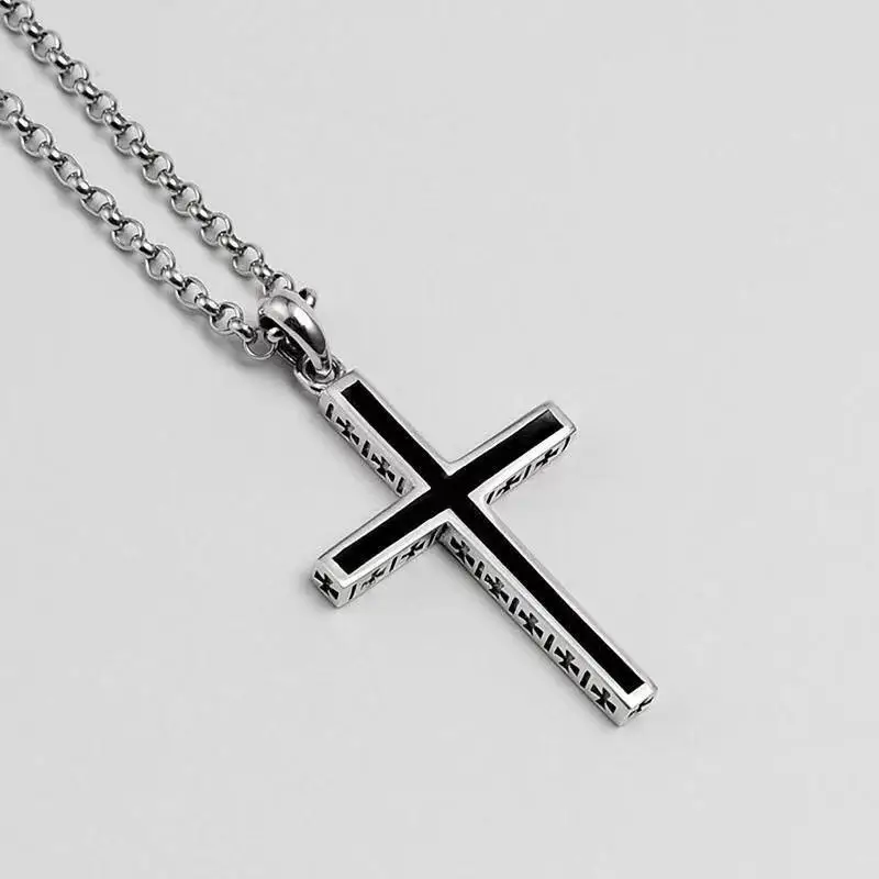 

Fashion Vintage Cross Pendant Titanium Steel Necklaces For Men and Women Holiday Gifts Hip Hop Goth Couple Jewelry Accessories