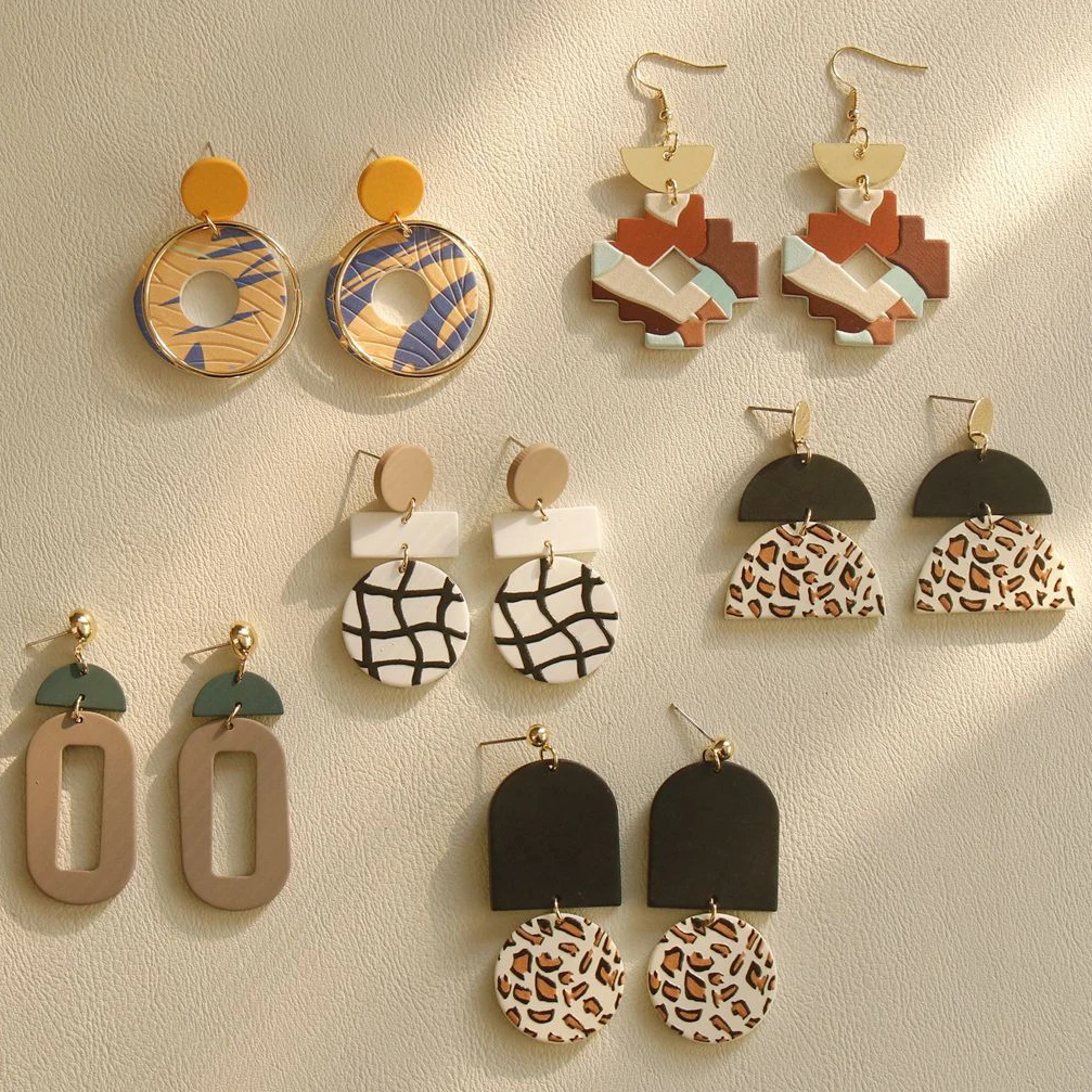 

Exaggerated Leopard Earrings for Women Large Stud Earring Cute Geometric Young Girl Acrylic Jewelry Accessories Pendientes Mujer