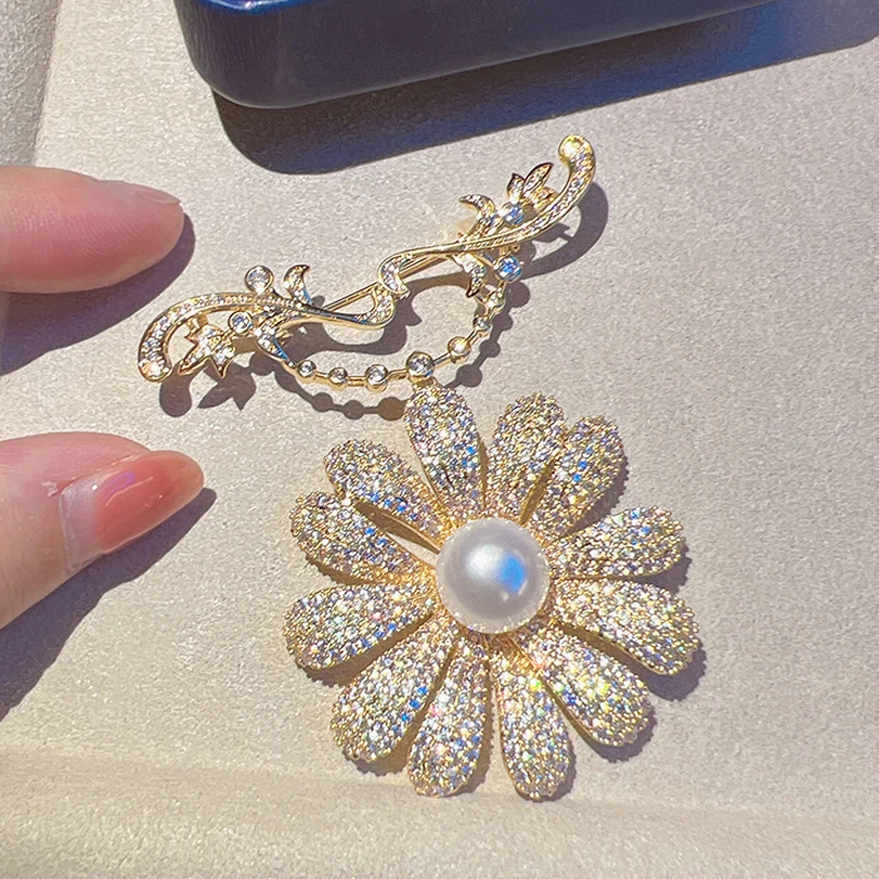 

MeibaPJ 12-12.5mm Big Natural White Pearl Flower Corsage Brooch Fashion Sweater Jewelry for Women Empty Tray