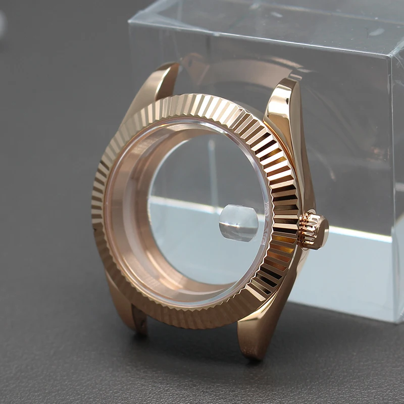 Часы из розового золота с сапфировым стеклом 36 мм 40