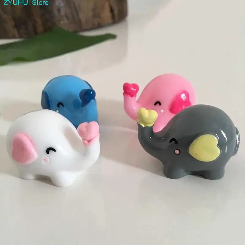 

1 Piece Love Heart Elephant Puppy Moss Pet Animal Australia France Model Small Statue Figurine Crafts DIY Ornament Miniatures