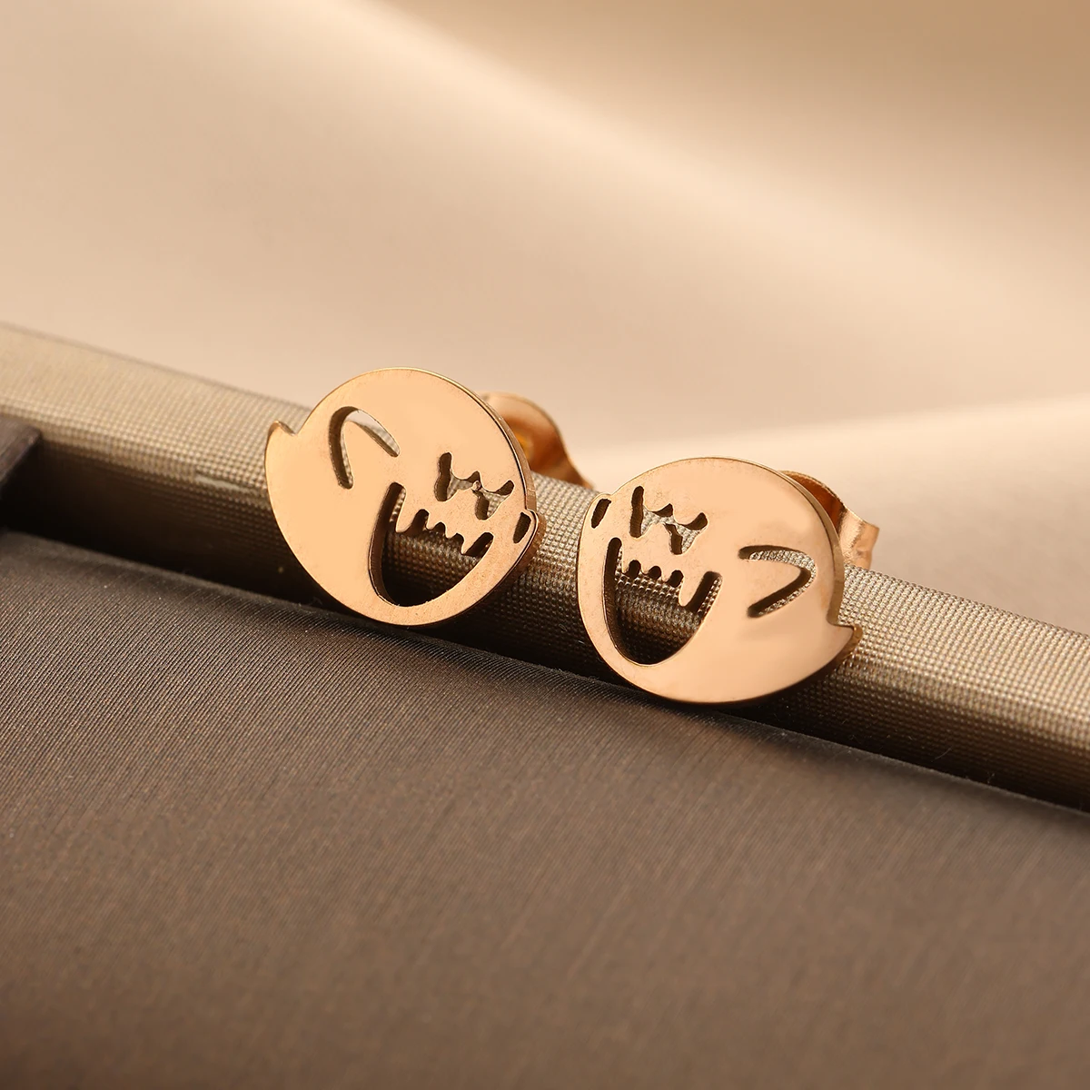 НОВЫЕ геометрические аксессуары для женщин и девушек минималистичные монстры