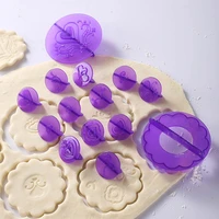 14pcs various flowers printing mold heart cookie cutter plastic biscuit knife baking fruit cake kitchen embossing printing tools