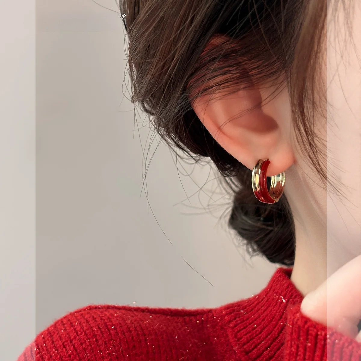 Женские серьги одинакового цвета с французской росписью винно-красного новинка