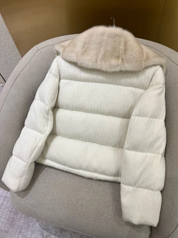 Роскошная импортная дания кашемировая куртка с норковым воротником