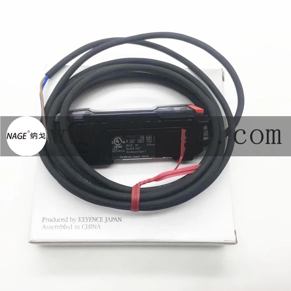 

Новый оригинальный новый лазерный Датчик keyence в коробке