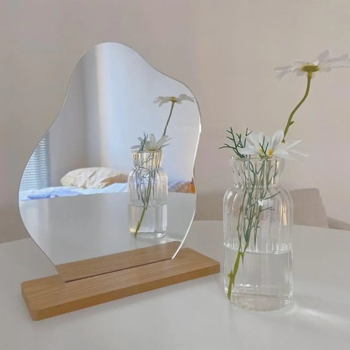 

Decorative Mirror wooden base cosmetic beauty tools