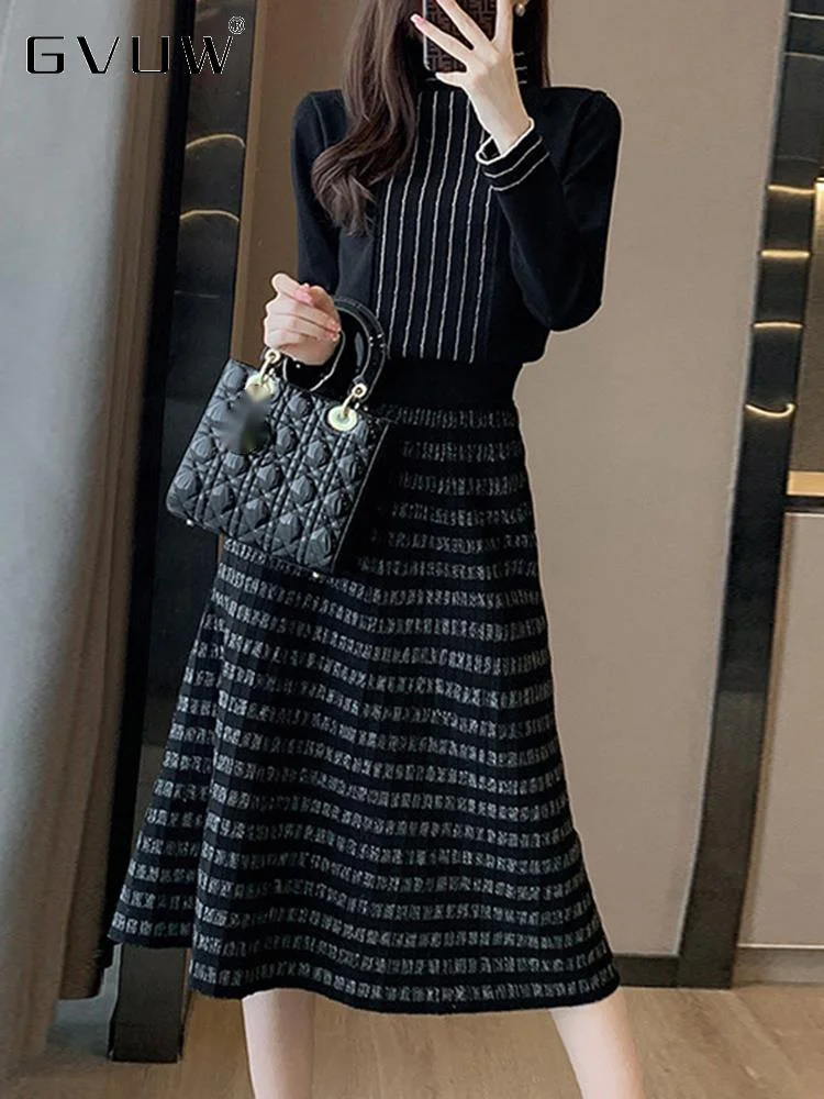 

GVUW Striped Knitted Two Piece Set For Women 2023 Autumn New Mock Neck Sweater Color Block Skirt Female Fashion Causal 17G2131