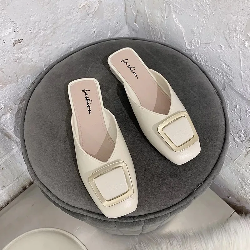 Women Summer New Flat Shoes Temperament Half Slippers Female Metal Decoration Women's Flat Sandals and Slippers Lazy Flat Mules
