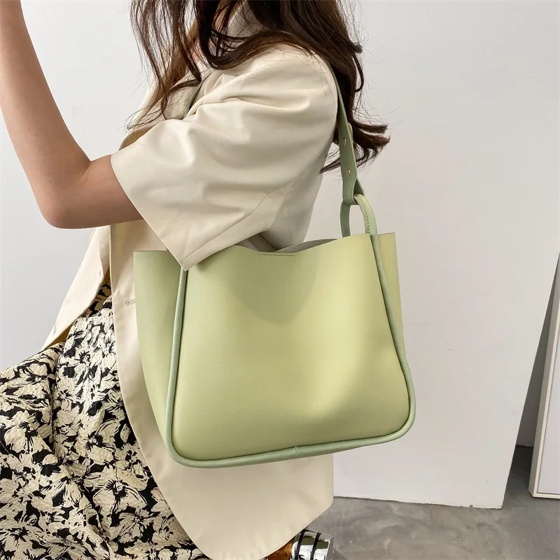 

Large Capacity Bag Women's New Fashion Shoulder Bucket Bag College Tote Bag