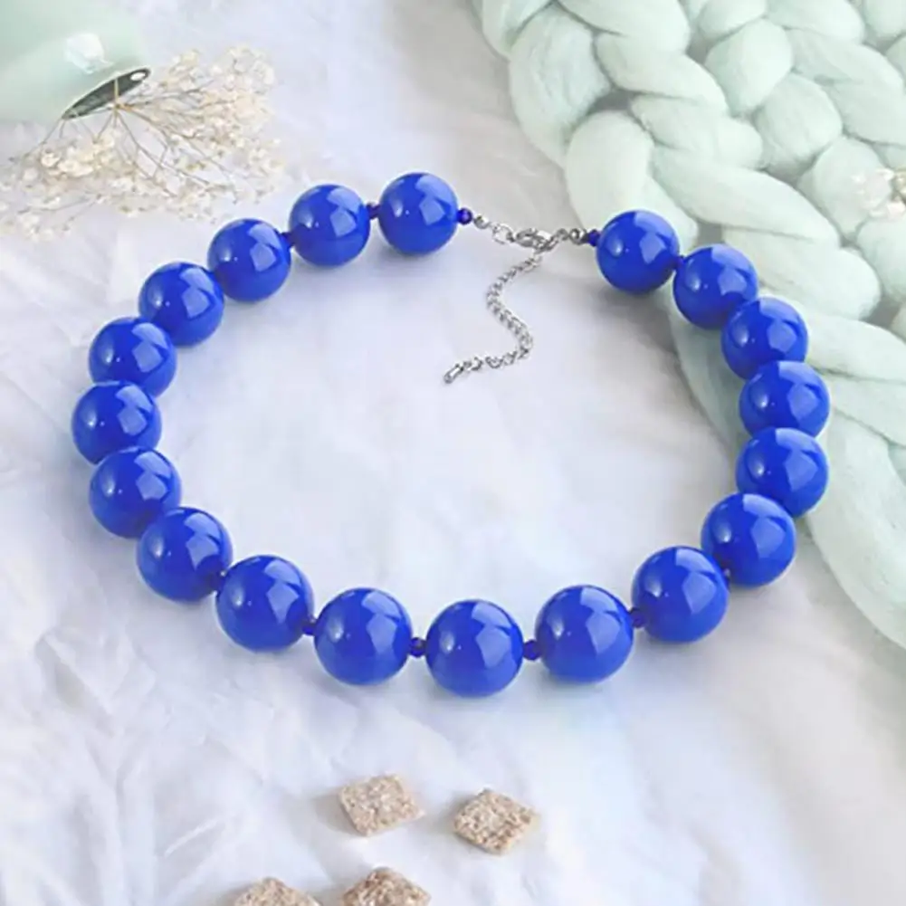 

Chic Comfortable to Wear Minimalist Pure Color Beaded Ladies Necklace for Dating Women Necklace Ladies Necklace