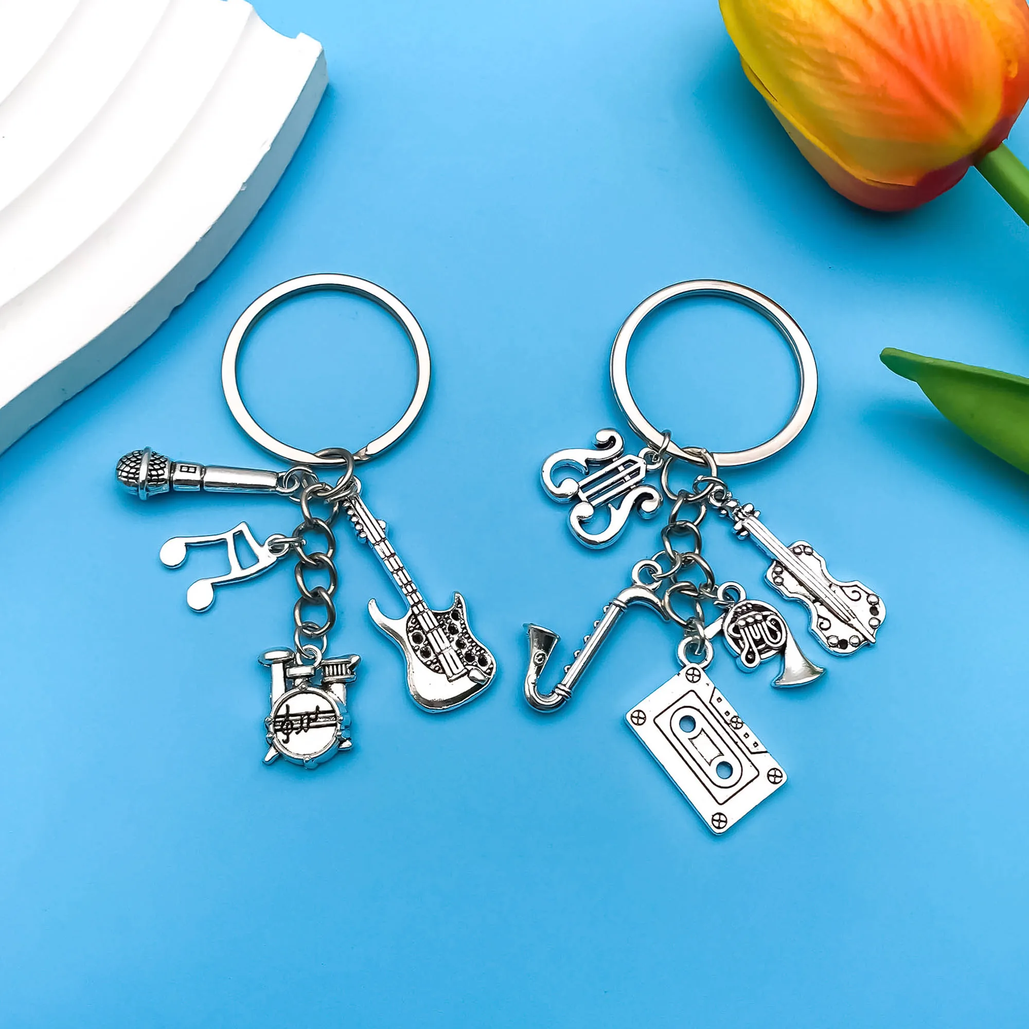 Серебряный брелок с Микрофоном и Барабаном 1 шт