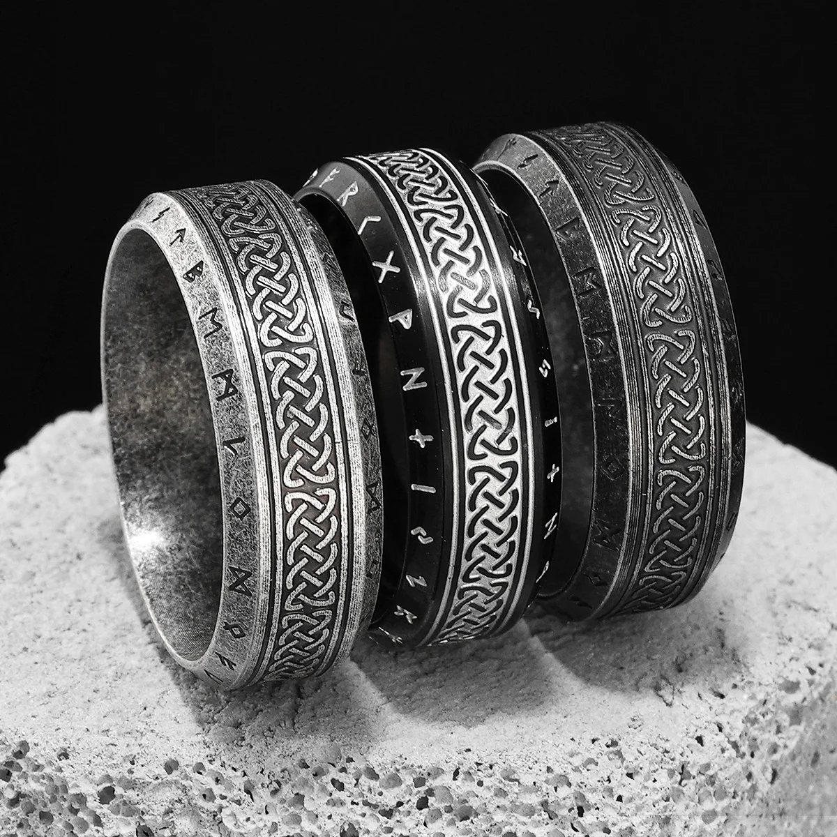 

Vintage Simple Viking Celtic Knot Stainless Steel Womens Mens Rings Punk for Boyfriend Biker Jewelry Creativity Gift Wholesale