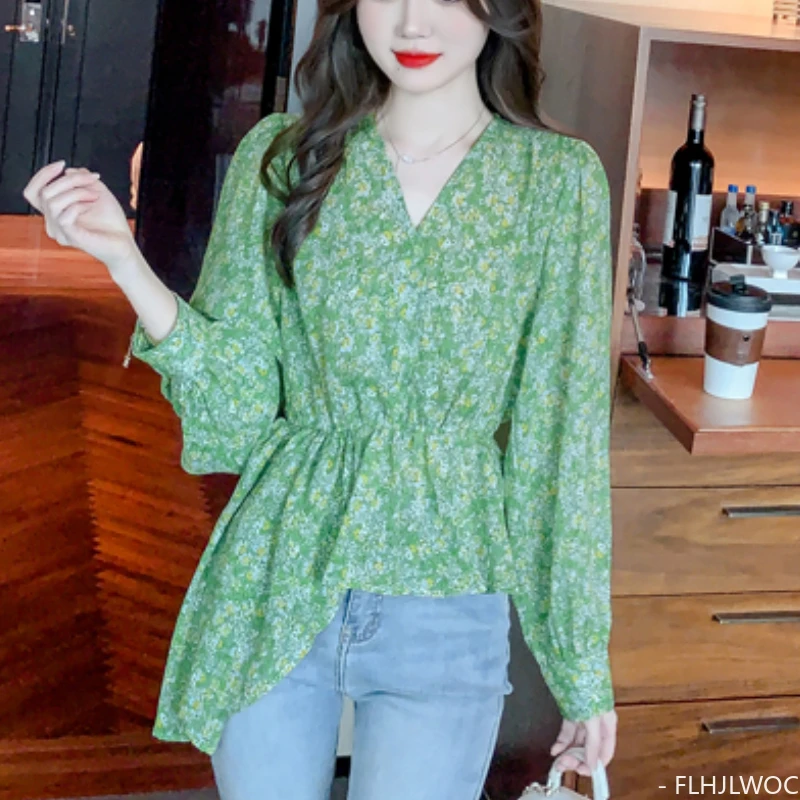 

2023 Fall Autumn Cute Japan Korean Style Design Clothes Retro Vintage Floral Print Green Peplum Tops Short Blosas