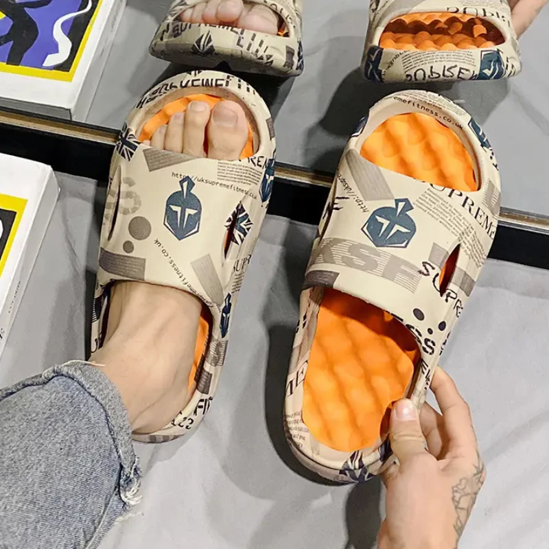 

Pefect By Men Plastic EVA Flat Slippers Anti-skid Soft Home Bathroom Comfortable Breathable Graffiti Decoration Beach Shoes