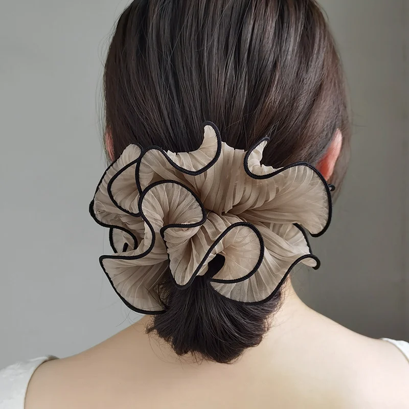 

Korean Fashion Simple Pleated Agaric Edge Mesh Large Scrunchies Sweet For Temperament Girls High Quality Elastic Hair Rope