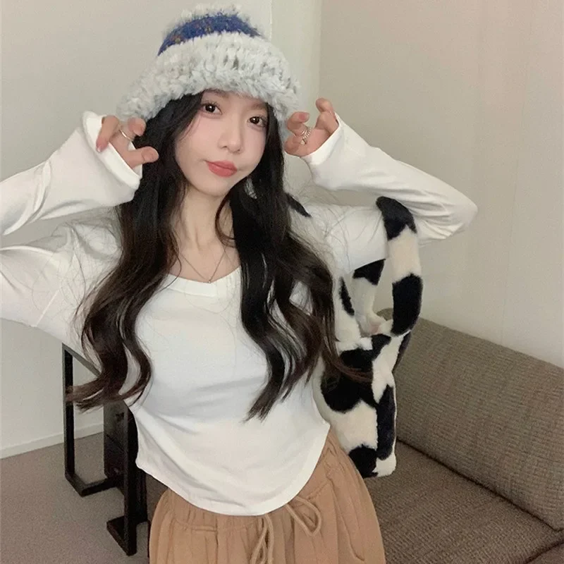 Женская весна-осень 2024 новая футболка в корейском стиле с v-образным вырезом