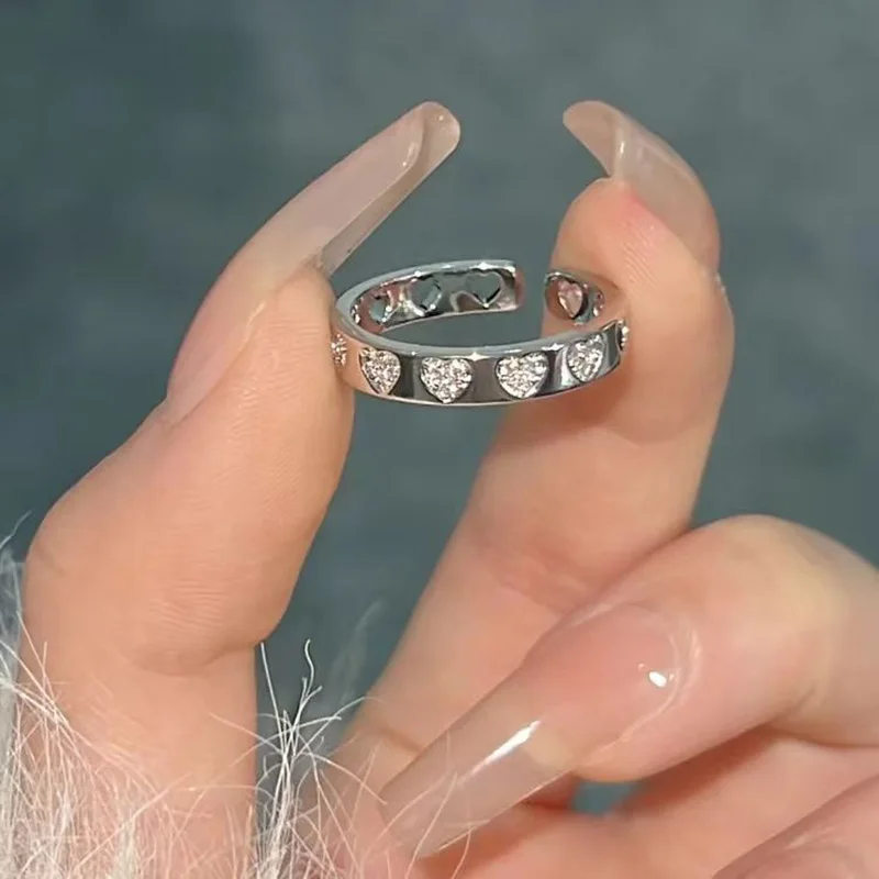 

Zircon Opening Rings Trendy Hollow Love Heart Finger Ring for Women Girl Fashion Party Designer Jewelry Wedding Gifts