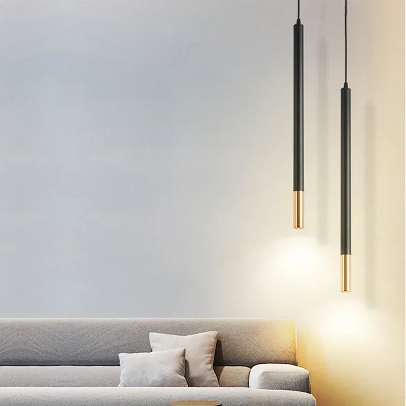Металлический подвесной светильник в современном стиле