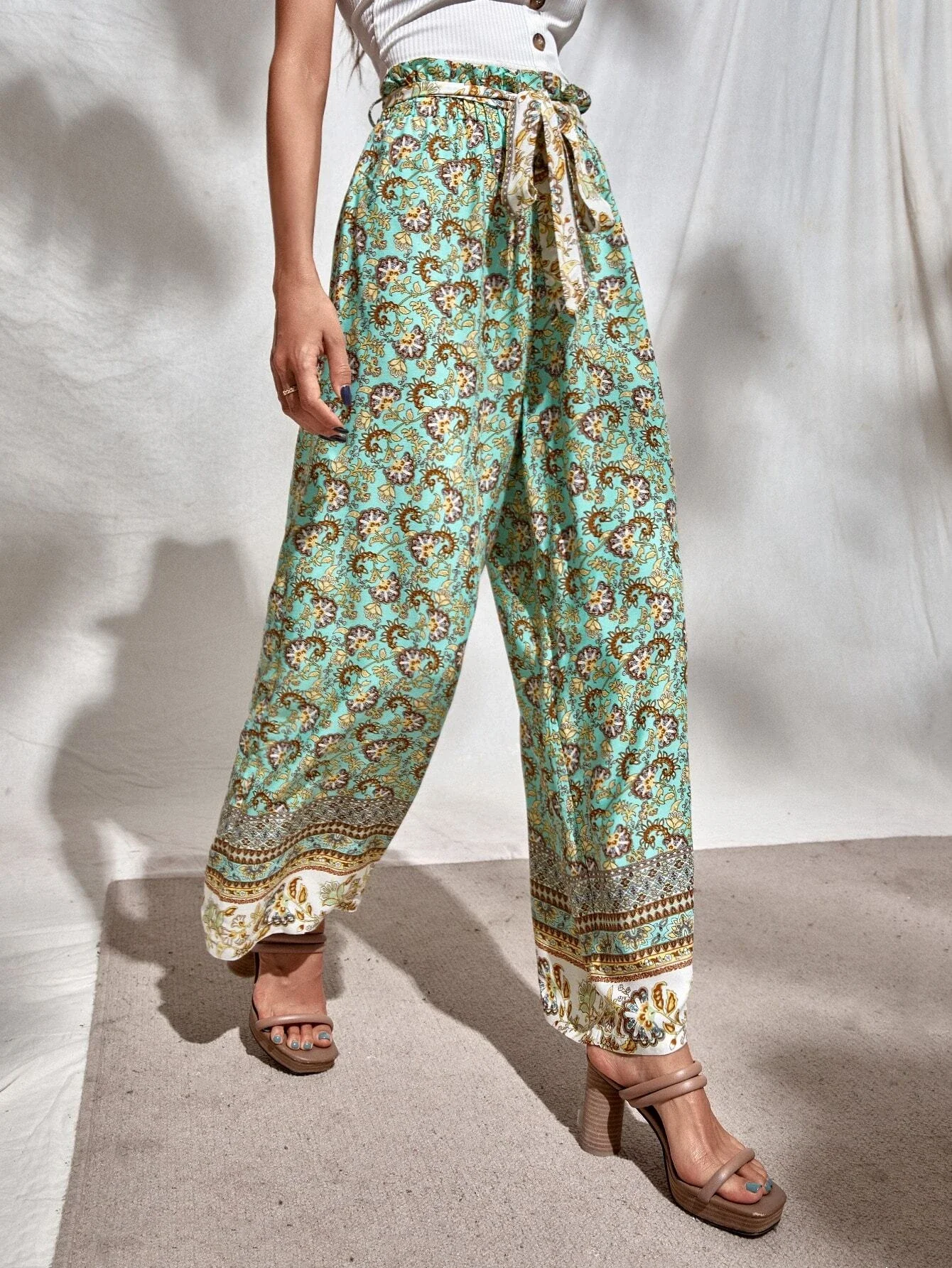 

Allover Floral Print Paper Bag Waist Belted Pants