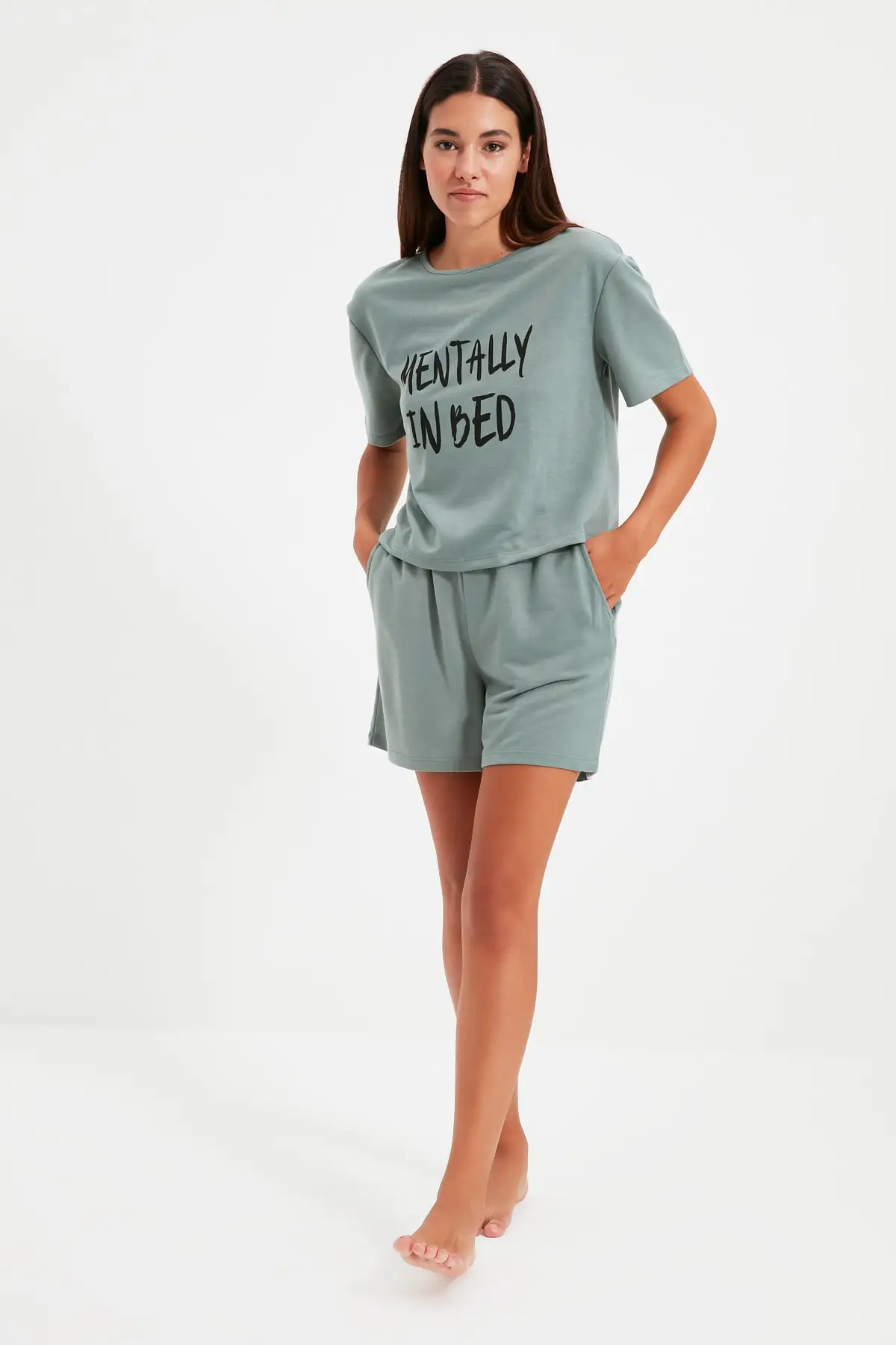 

Trendyol Slogan Printed Knitted Pajamas Set THMAW22PT0050