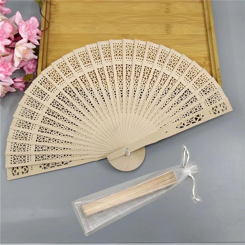 

Personalized Hand Fan Folding Durable Hollow Wood Carving Incense Hand Fan Chinese Japanese Style Fan Wedding Decoration