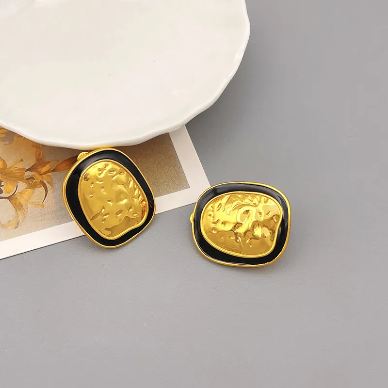 Французские винтажные Асимметричные овальные черные эмалированные зажимы для