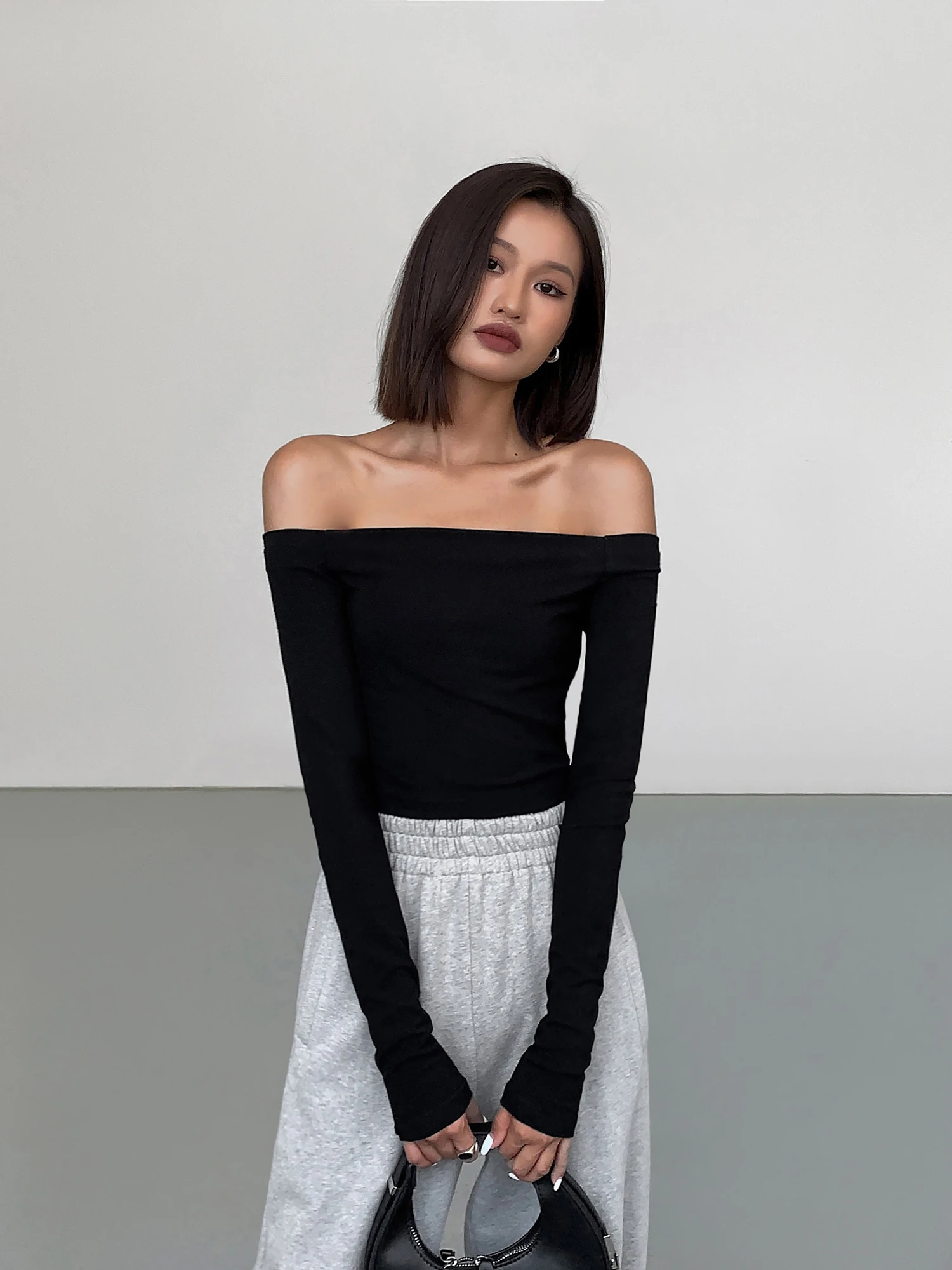 Ouusph черный вязаный женский топ с открытыми плечами и длинными рукавами