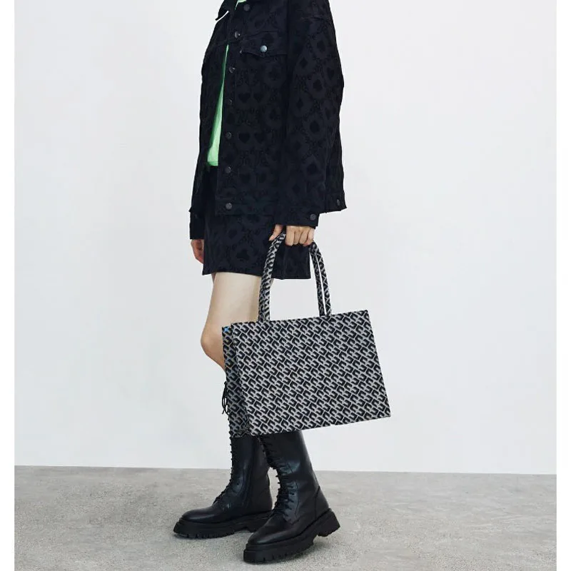 Women BlackTote Round Small Handbag Purse Straw Weave Bohemia Shoulder Crossbody Bag Female Fashion Portable Summer Clutch Tote