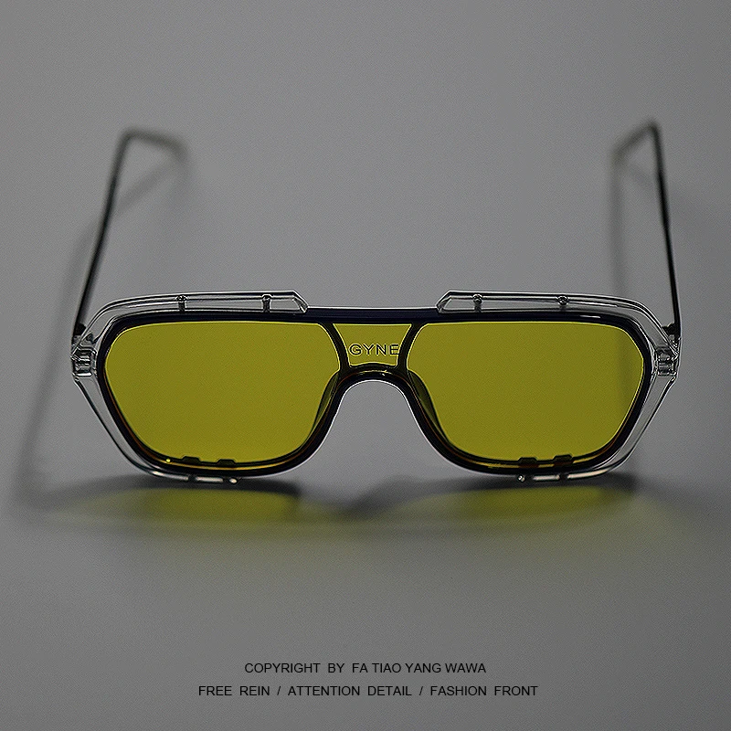 

Носите жирные очки, когда вам скучно! Очки