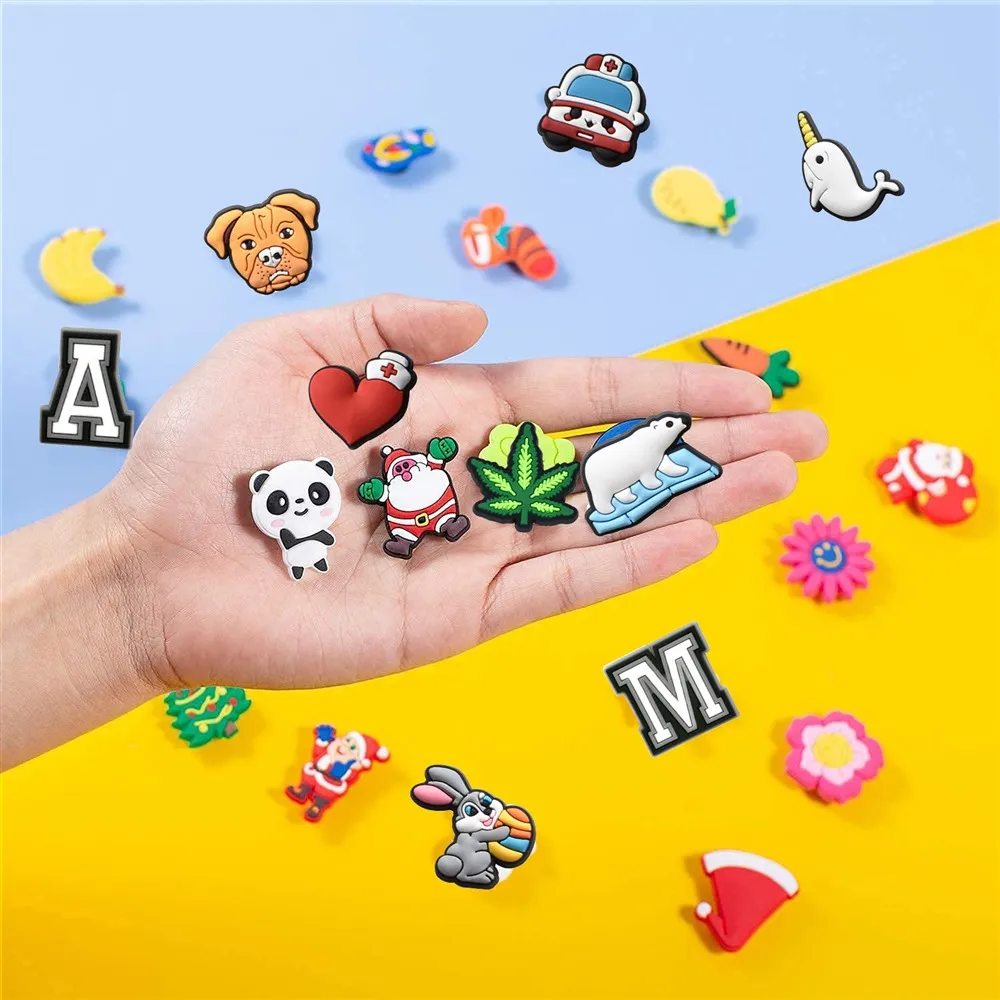 100 Pack Wholesale Shoe Charms Fits for Crocs Accesorios Hospital Nurse Girls Kids Women Christmas Gifts Birthday Party Pins