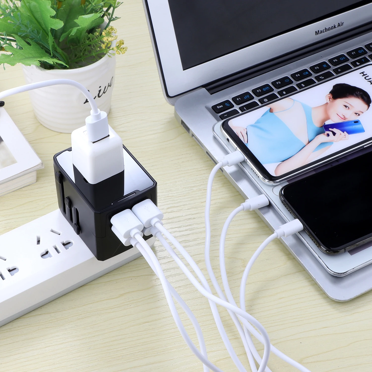 

ILEPO Wall Charger Smart GaN Universal Travel Adapter With 4 USB Ports Charging Power Adapter EU US AU UK plug for Travel
