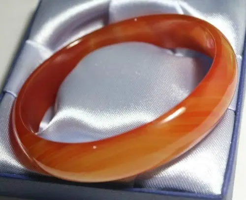 

RED NATURAL JADES BANGLE BRACELET 60mm