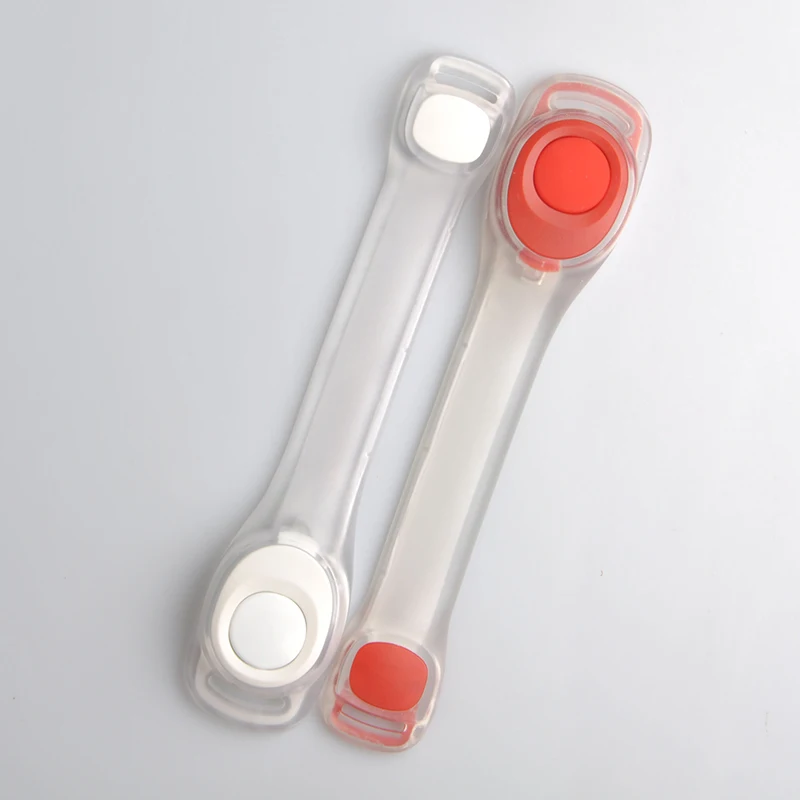 

LED Light Up Armband Adjustable Wearable Running Arm Belt Glow in The Dark for Running Walking Cycling Concert Outdoor