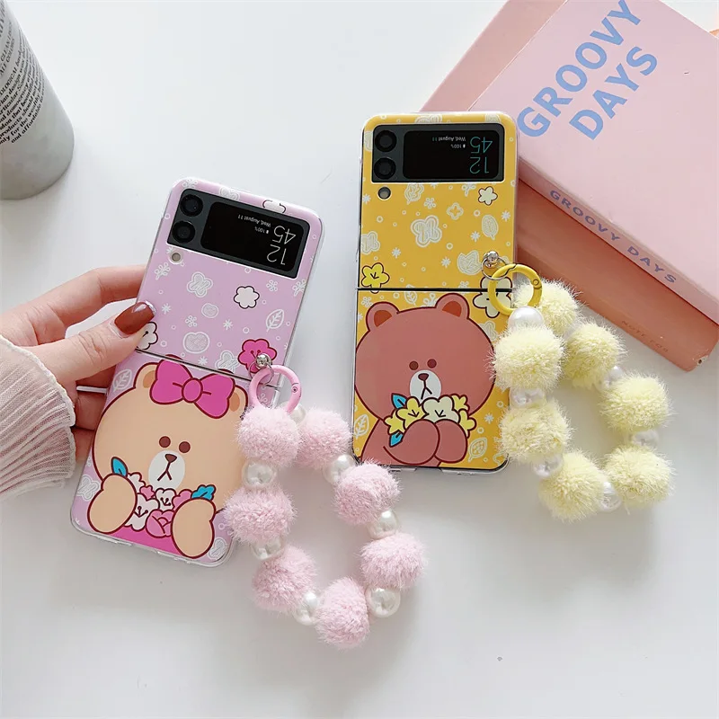 

Yellow Pink Cartoon Cute Bear Phone Case for Samsung Galaxy Z Flip 3 Z Flip 4 Hard PC Back Cover for ZFlip3 ZFlip4 Case Shell