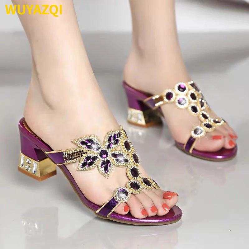 WUYAZQI New Rhinestone women's shoes fashion low heel sexy sandals women's flat beach shoes leisure sandals for women Q8